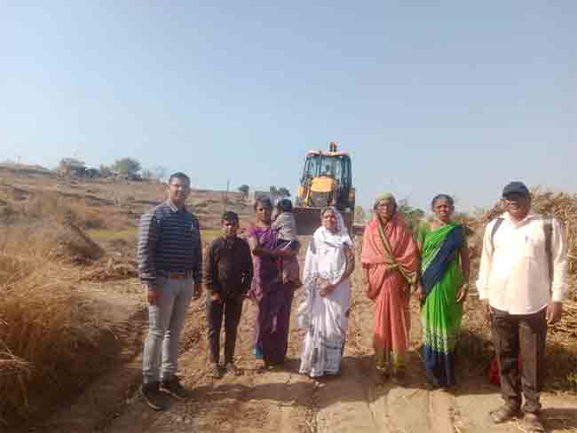 संगमनेरमधील किर्तनकार महिलेला तहसिलदारांनी दिला न्याय