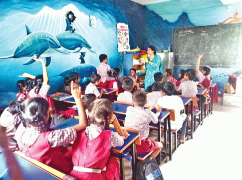 विद्येचे माहेरघर असणाऱ्या पुणे जिल्ह्यात ४९ शाळा अनधिकृत