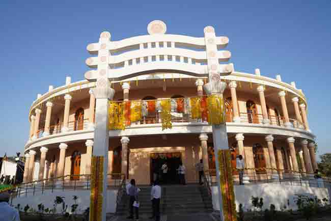येवल्यात बौद्ध भिक्‍खु विपश्‍यना केंद्र लोकार्पण सोहळा संपन्न