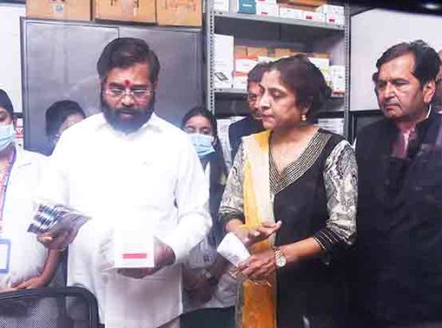 Zero prescription policy : मुंबईकरांना फुकटात उपचार; एप्रिलपासून मुंबईत झीरो प्रिस्किप्शन पॉलिसी