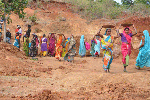 MGNREGA Wage Rates : मनरेगाच्या मजुरांसाठी खुशखबर! मोदी सरकारने वाढवले वेतनाचे दर