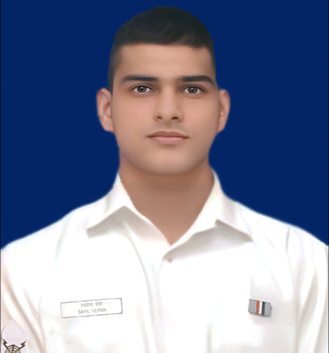 Indian Navy : भारतीय नौदलाचा खलाशी २७ फेब्रुवारीपासून नौदलाच्या जहाजातून बेपत्ता!