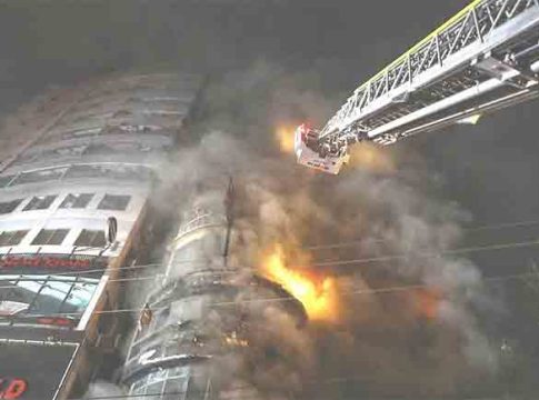 Dhaka: बांगलादेशची राजधानी ढाकामध्ये अग्नितांडव, ४३ जणांचा होरपळून मृत्यू