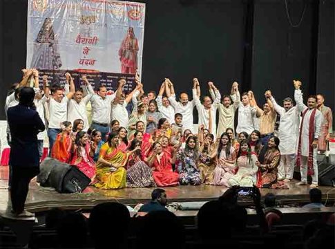अवघ्या १९ व्या वर्षी कृषा प्रवीण भंडारी हिने घेतली जैन धर्माची 'दीक्षा'
