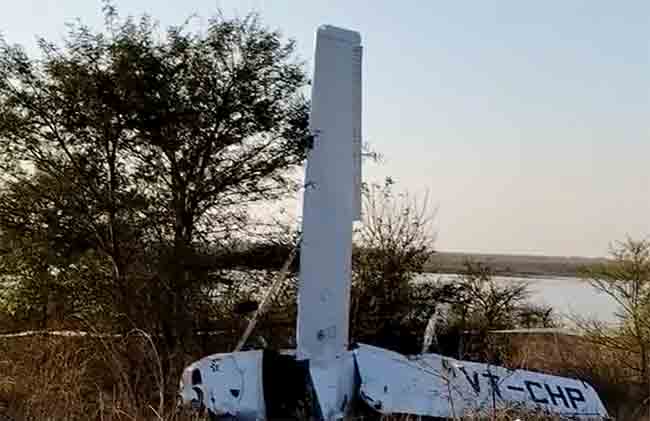 Guna Plane Crash: मध्य प्रदेशच्या गुनामध्ये लँडिगदरम्यान विमानाला अपघात, ट्रेनी पायलट जखमी