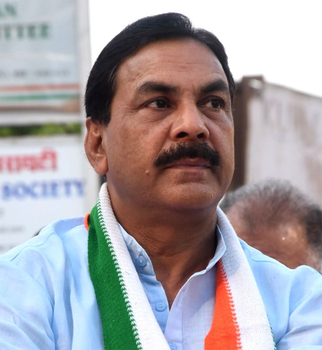 Mumbai Congress : मुंबईत काँग्रेसला धक्का! बड्या नेत्याने दिला स्टार प्रचारकपदाचा राजीनामा