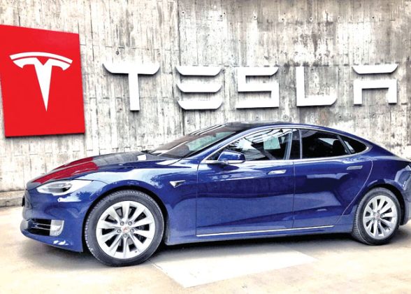 Tesla : टेस्लाच्या आगमनाची तयारी पूर्ण