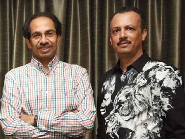 Thackeray Vs Shinde : ठाकरे गटाचे विश्वासू मिलिंद नार्वेकर मुख्यमंत्री शिंदेंना साथ देणार?