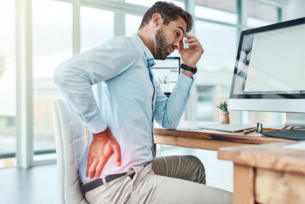 Back Pain: पाठदुखीच्या समस्येमुळे त्रस्त आहात? करा 'हे' सोपे उपाय