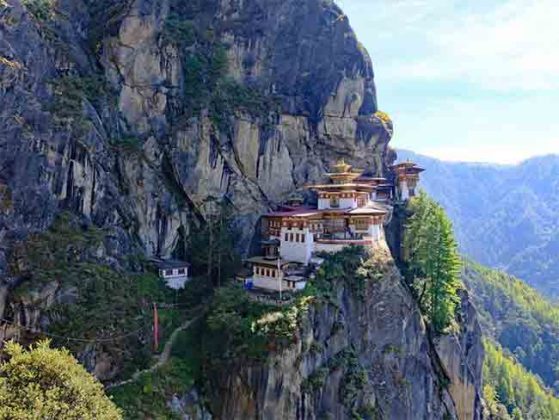 Bhutan Tour: भूतानची सैर करण्यासाठी IRCTCचे नवे पॅकेज
