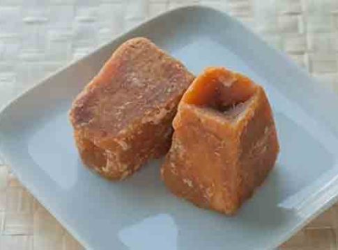 Health: दररोज गुळाचे सेवन केल्याने मिळतात हे ५ फायदे