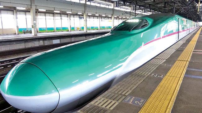 Bullet Train: जपानची बुलेट ट्रेन होती बंद पडण्याच्या मार्गावर