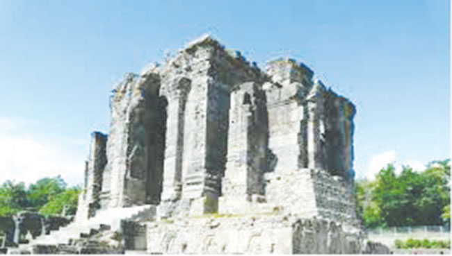 काश्मीरमधल्या मार्तंड सूर्यमंदिराचा होणार जीर्णोद्धार