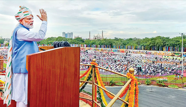 अब की बार… देशावर जादू