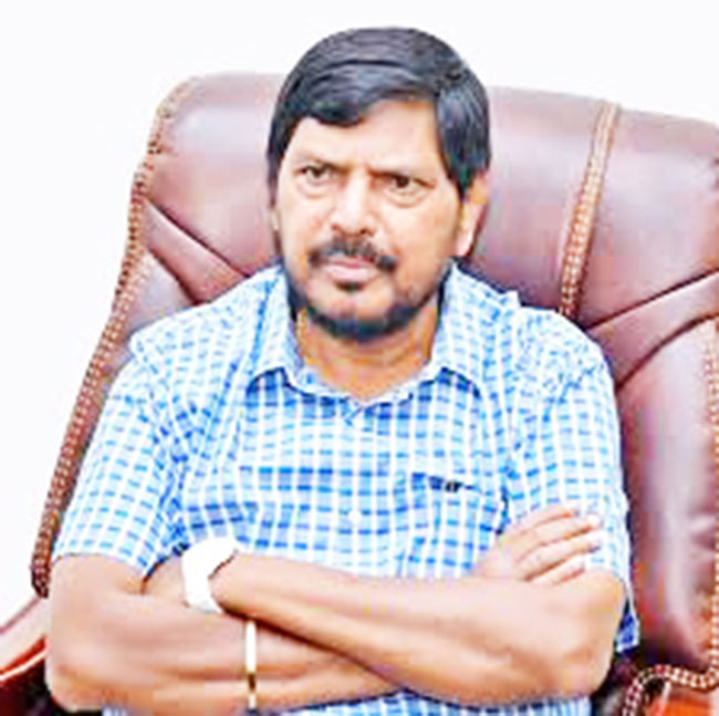 Ramdas Athawale: रामदास आठवलेंना पुन्हा मिळणार राज्यसभेवर संधी