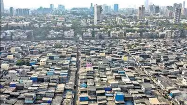 Dharavi Redevelopment: धारावीत अंतिम डेटा गोळा करण्यासाठी घरोघरी सर्वेक्षण सुरू