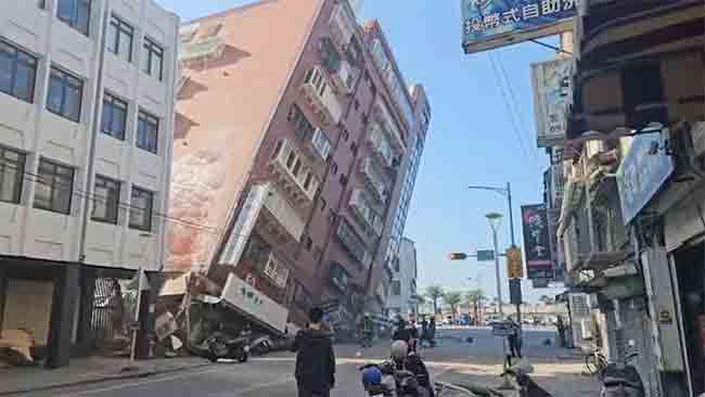 Earthquakes: निसर्गाचा कहर, एका दिवसांत ८० वेळा भूकंपाचे धक्के