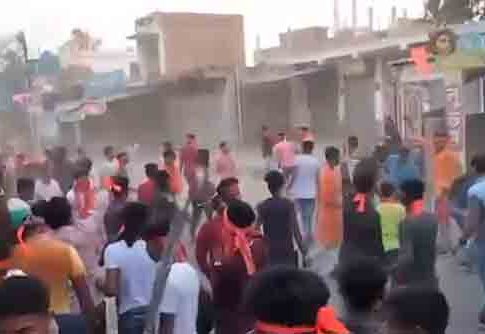West Bengal: पश्चिम बंगालमध्ये राम नवमीच्या दिवशी गोंधळ, शोभायात्रेदरम्यान दगडफेक