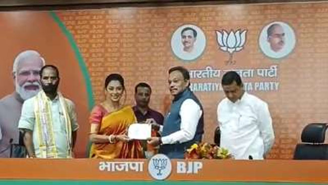 TV Star Anupama : अनुपमाचा राजकारणात प्रवेश; भाजपाला दिली साथ!