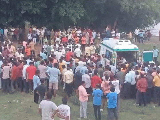 Kolhapur news : मुलाला वाचवताना तिघांचा नदीत बुडून मृत्यू! कोल्हापुरात घडली भीषण दुर्घटना