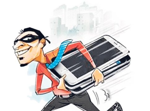 मोबाइलसाठी गर्दुल्ल्याने घेतला पोलिसाचा जीव