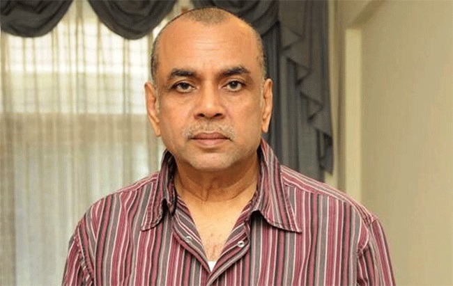Paresh Rawal : मतदान न करणाऱ्यांना शिक्षा व्हायला हवी!