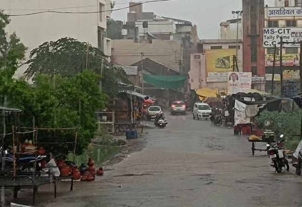 सिन्नर शहरासह तालुक्याला अवकाळीने झोडपले