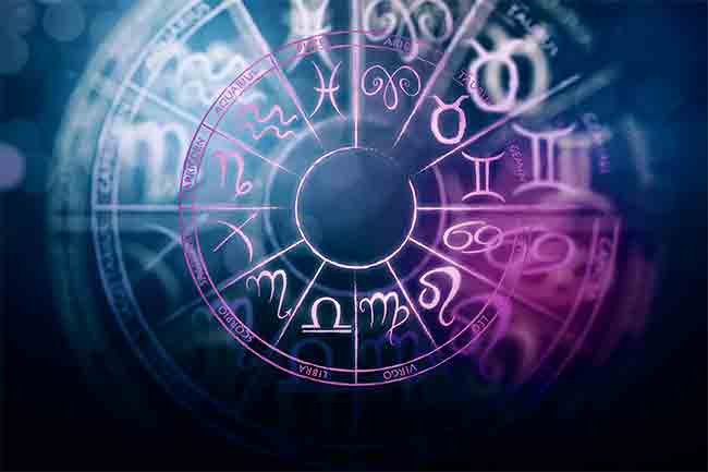 Astrology : नवे वर्ष २०२५मध्ये या ३ राशींचा सुरू होणार ‘गोल्डन टाईम’
