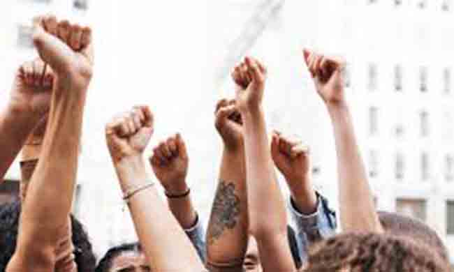 नाक खुपसणे थांबणार कधी?
