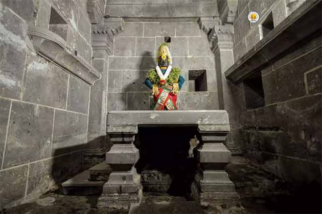 Pandharpur Vitthal Mandir : विठ्ठल मंदिराखाली सापडले भुयार; देवीची मूर्ती असण्याची शक्यता!