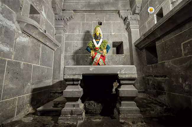 Pandharpur Vitthal Mandir : विठ्ठल मंदिराखाली सापडले भुयार; देवीची मूर्ती असण्याची शक्यता!