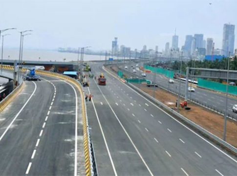 Coastal Road : कोस्टल रोड प्रकल्पात कच्चा माल पुरवणारे ठेकेदार कुणाचे?