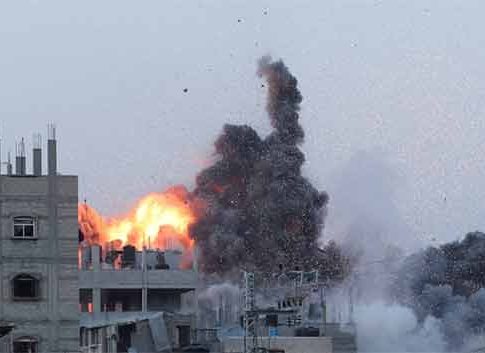 Isarel Hamas War : इस्त्रायल हमासची दंगल सुरुच! रफाह नंतर गाझामधील शाळेवर नरसंहार