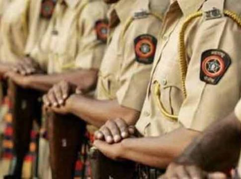Police Bharti 2024 : राज्यात पोलीस भरतीची मोठी स्पर्धा! १७ हजार जागांसाठी १७ लाख अर्ज