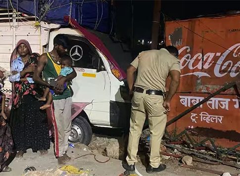 Nagpur Hit and run : नागपुरात मद्यधुंद तरुणांनी फुटपाथवर झोपलेल्या ९ मजुरांना कारने चिरडलं!