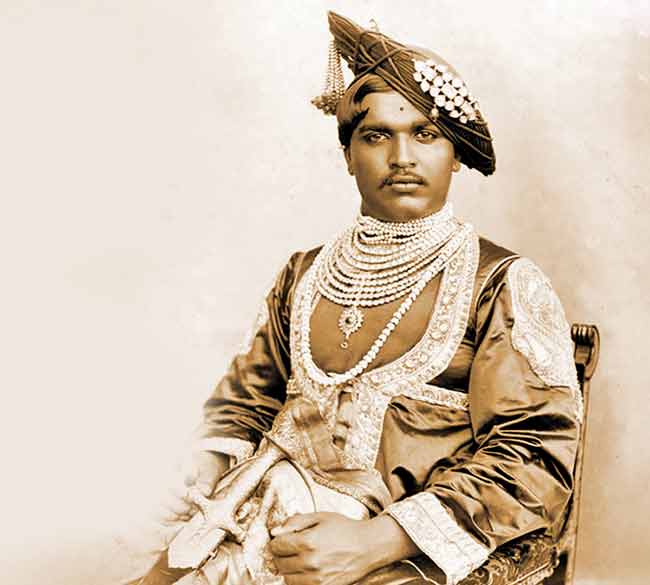 जनांच्या मनातील छत्रपती