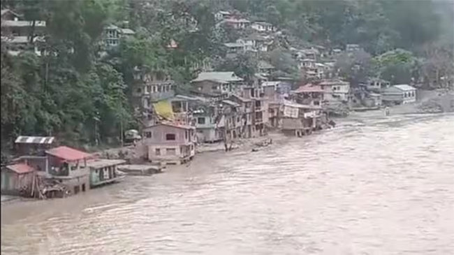 Sikkim Rain : सिक्कीममध्ये पावसाच्या थैमानात महाराष्ट्रातील २८ जण अडकले!