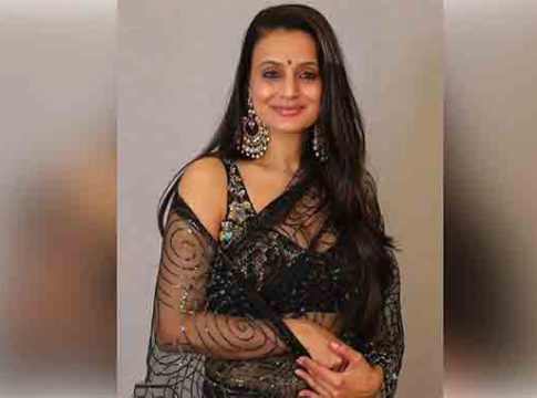 वयाच्या ४९व्या वर्षी लग्नासाठी तयार आहे अमिषा पटेल, म्हणाली...