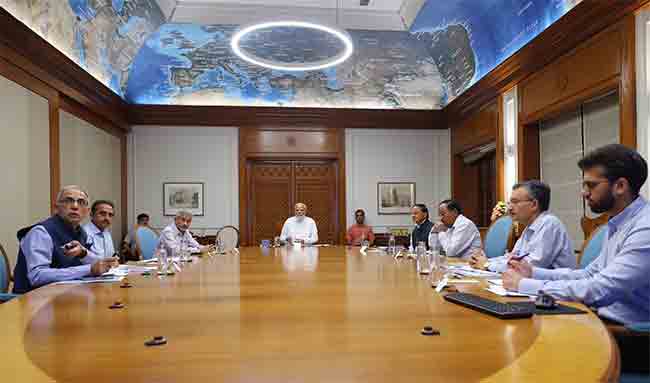 PM Modi: कुवैत आग प्रकरणी पंतप्रधान मोदींनी व्यक्त केला शोक, २ लाख रूपये मदतीची घोषणा