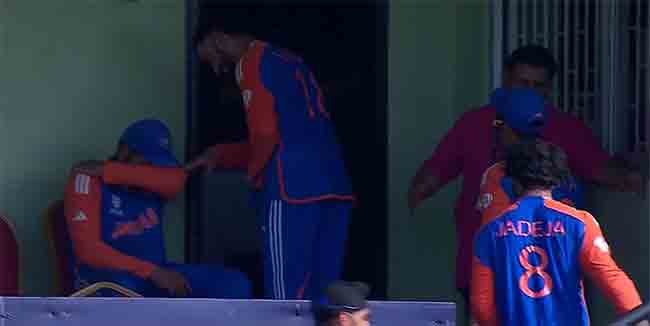 फायनलमध्ये पोहोचताच रडायला लागला रोहित शर्मा, पाहा Video