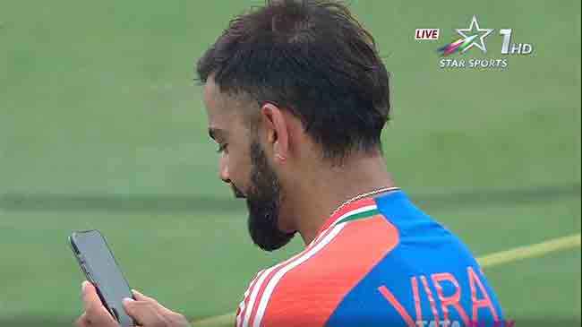 Mobile Phone: कोणता फोन वापरतो विराट कोहली? वर्ल्डकप सामन्यादरम्यान वापरताना दिसला