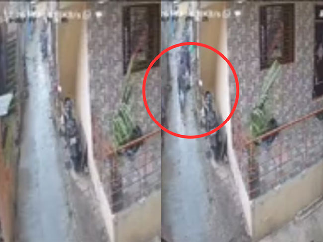 Nashik news : धक्कादायक! खेळताना दोन वर्षांचा चिमुकला दुसऱ्या माळ्यावरील बाल्कनीतून पडला