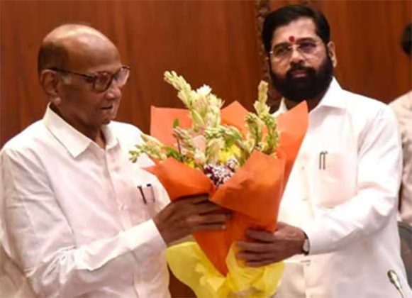 Maharashtra Politics : शरद पवार आणि एकनाथ शिंदे यांची तब्बल तासभर बैठक!