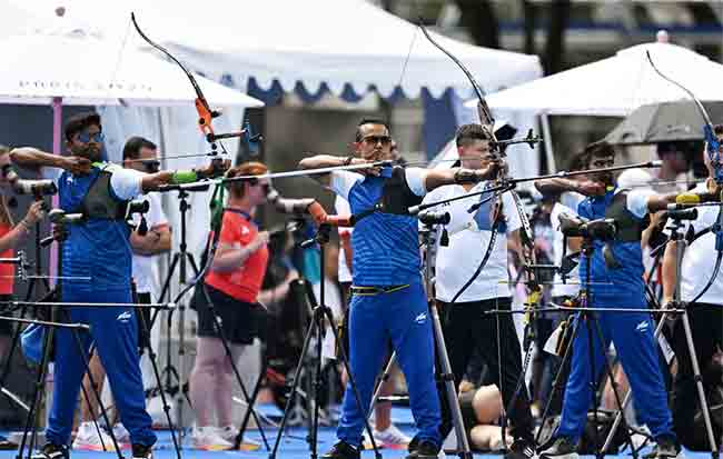 Paris Olympics 2024: ऑलिम्पिकच्या पहिल्या दिवशी भारताचा जलवा, महिला-पुरुष संघ क्वार्टर फायनलमध्ये