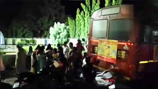 Yavatmal Bus Accident : वारकऱ्यांच्या आणखी एका बसचा भीषण अपघात! जीवितहानी टळली पण…