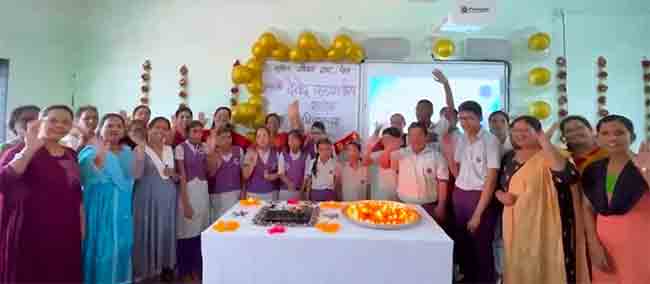 पेणच्या दिव्यांग विद्यार्थ्यांनी साजरा केला देवेंद्र फडणवीसांचा वाढदिवस