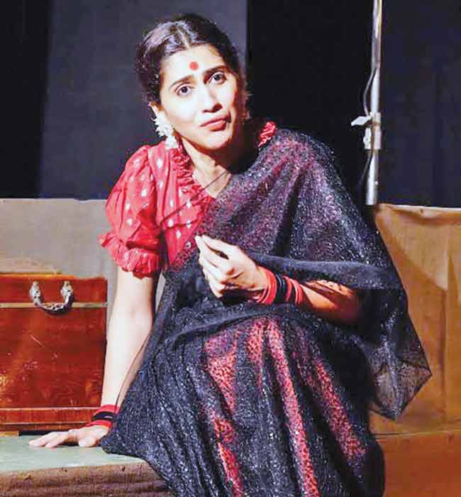 हंसाबाईंचा पुन्हा आविष्कार : सांगत्ये ऐका