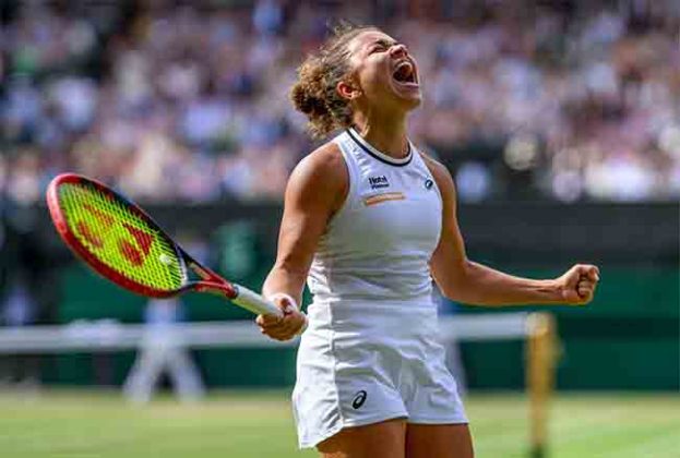 Wimbledon Open : विम्बल्डनच्या फायनलमध्ये प्रवेश करत इटलीच्या जास्मिनने रचला इतिहास