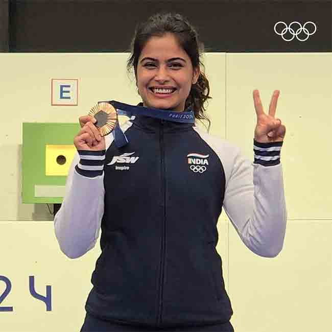 Manu Bhaker : शाब्बास मनू!