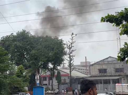 Dombivali Fire : डोंबिवलीत पुन्हा अग्नितांडव! सोनरपाड्यात कारखान्याला भीषण आग